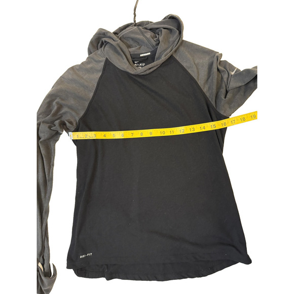 Nike Dri-FIT Running Hoodie Mens Shirt Medium Black Gray Long Sleeve Athletic - Picture 7 of 8